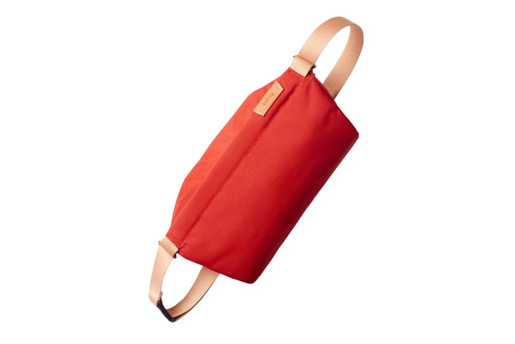 bellroy lite sling bag